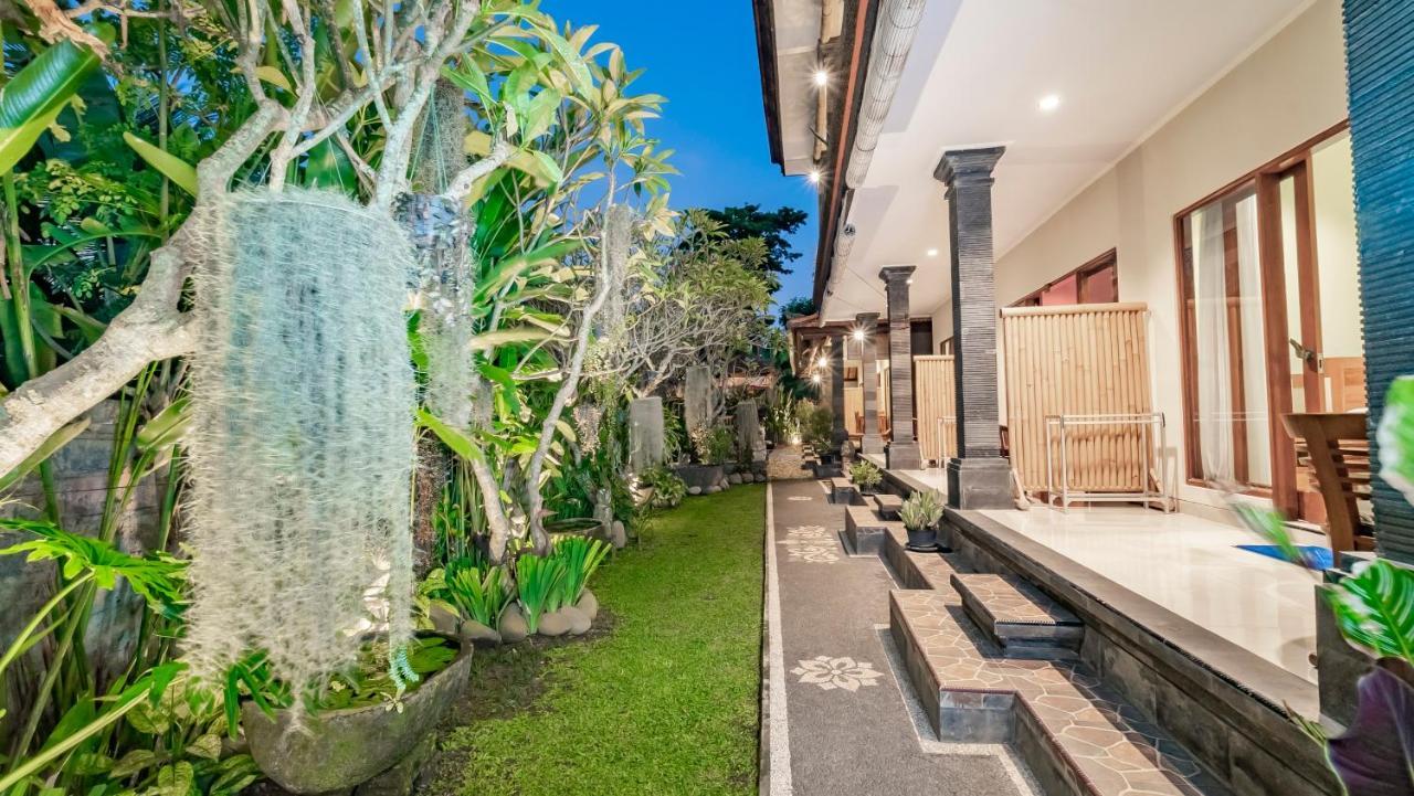 The Village Guest House Убуд Екстер'єр фото